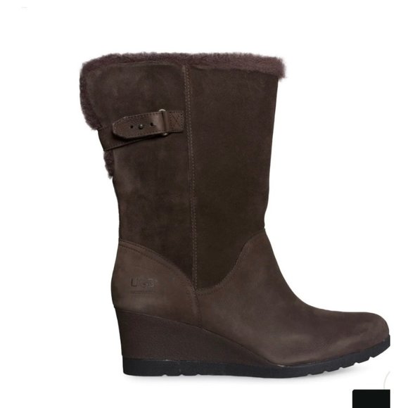 UGG EDELINA GRIZZLY BOOTS Like new condition 11 - Picture 14 of 14